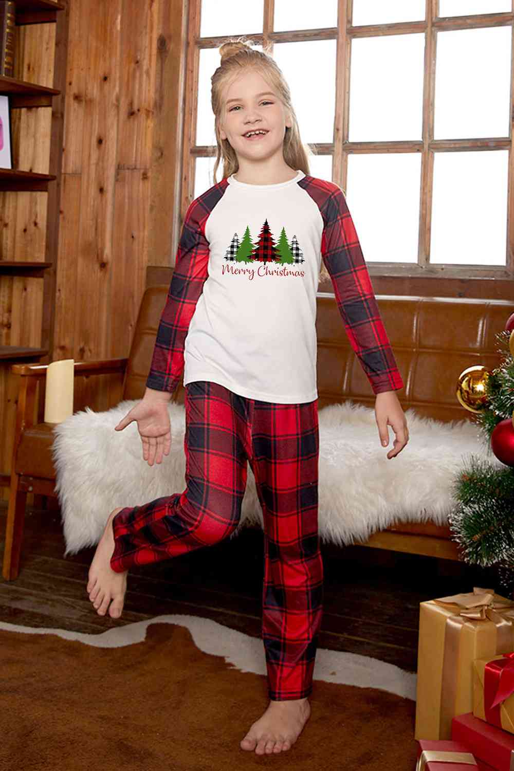 Las Vegas Raiders NFL Christmas Plaid Family Pajamas Set Gift For Family