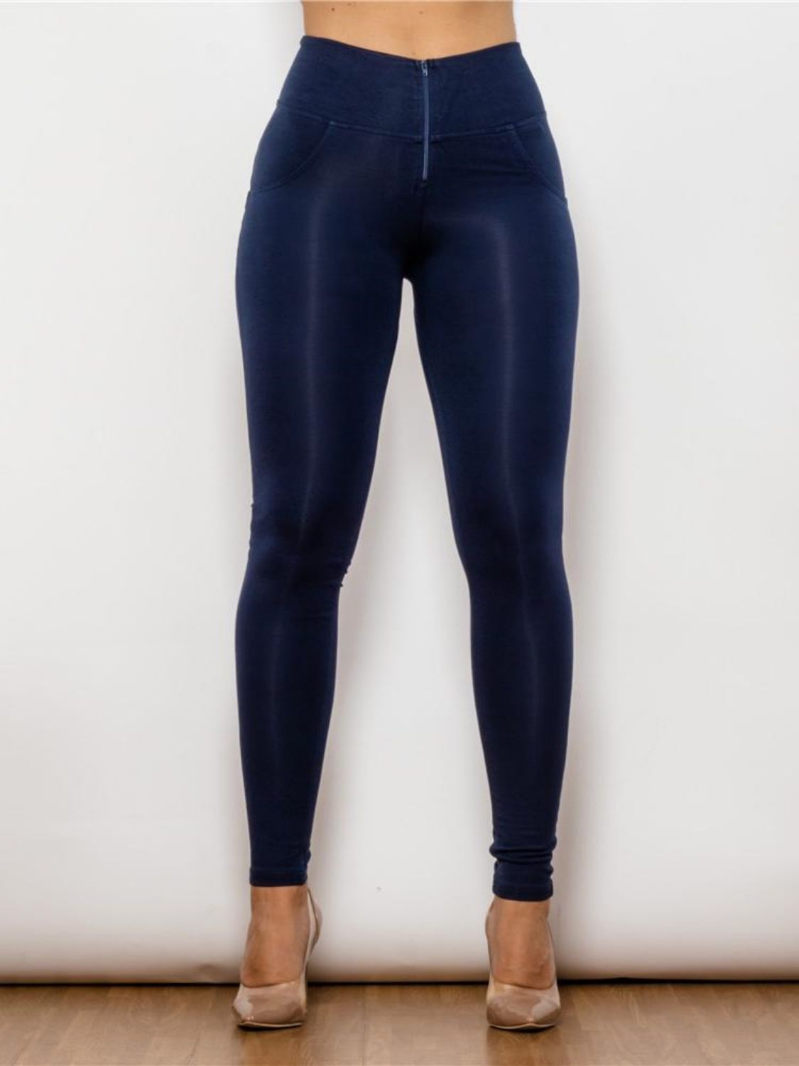 Fashion Nova Women Blue Cotton Dark Wash Cant Cuff me Denim Jeans Shorts  Size 5