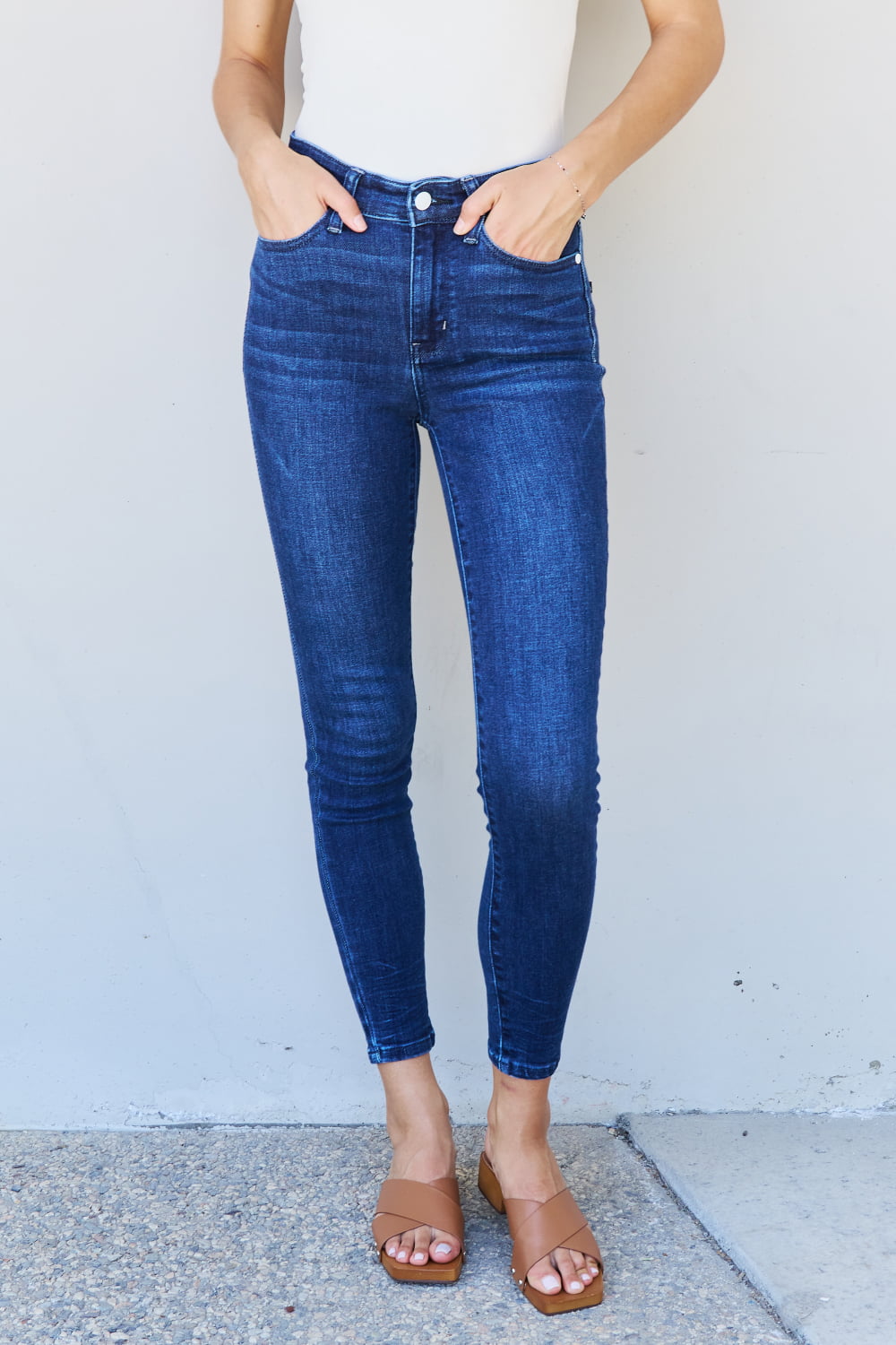 Judy Blue Marie Full Size Rise Flyclothing Skinny LLC Ankle Mid Crinkle Jeans – Detail