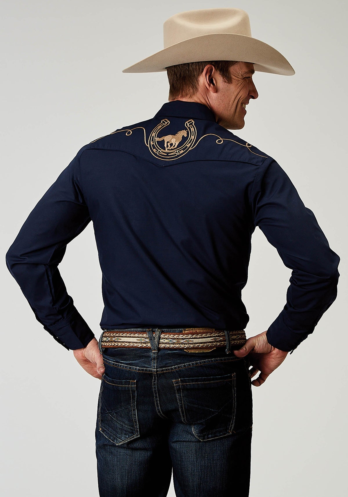 Roper Mens Long Sleeve Snap Solid Broadcloth Deep Navy Western Shirt With Embroidery On Back Yokes Smile Pockets