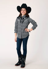 Roper Girls Long Sleeve Snap Black White Floral Print Western Shirt With Piping And Applique On Yokes