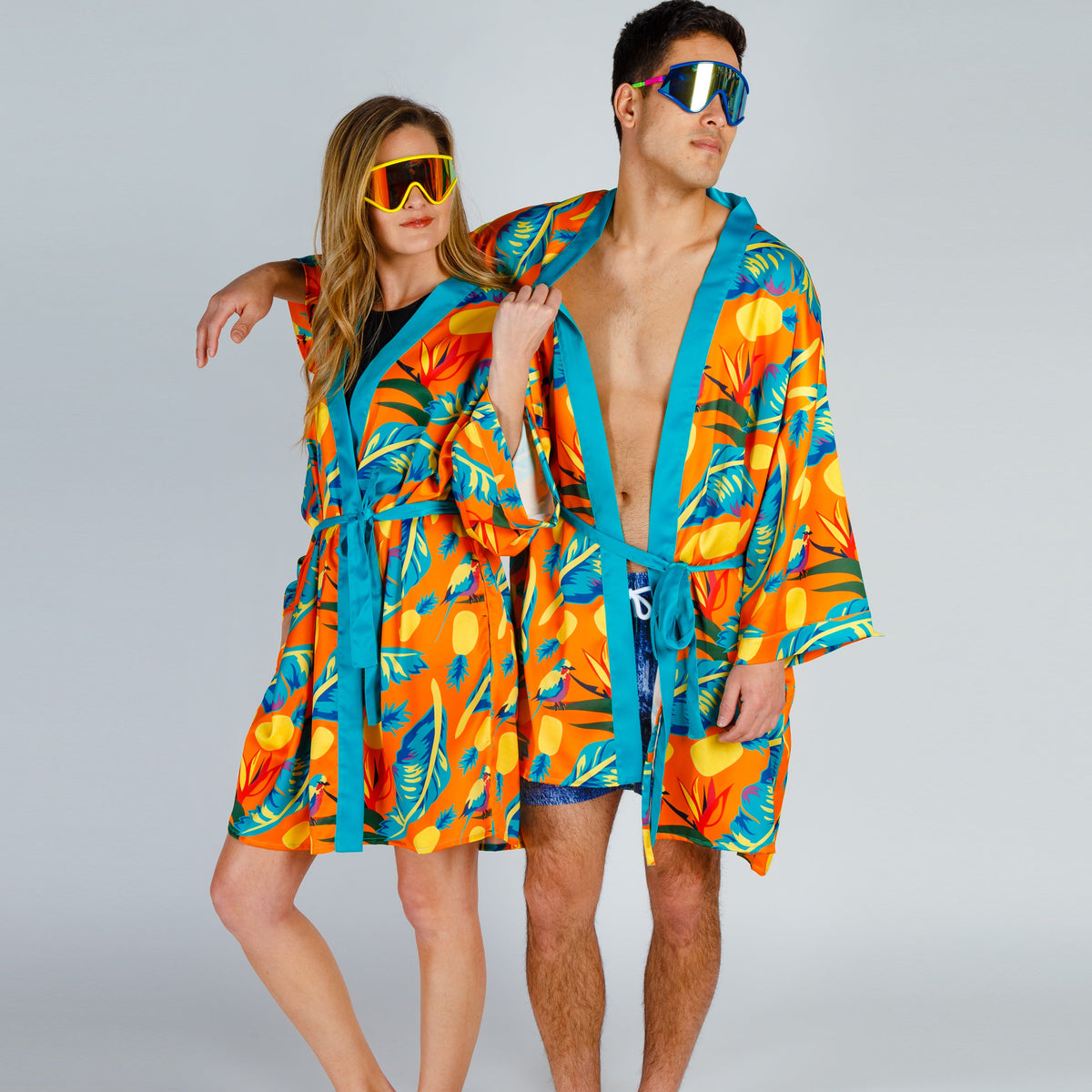 The Cruise Ship Casanova | Hawaiian Party Kimono