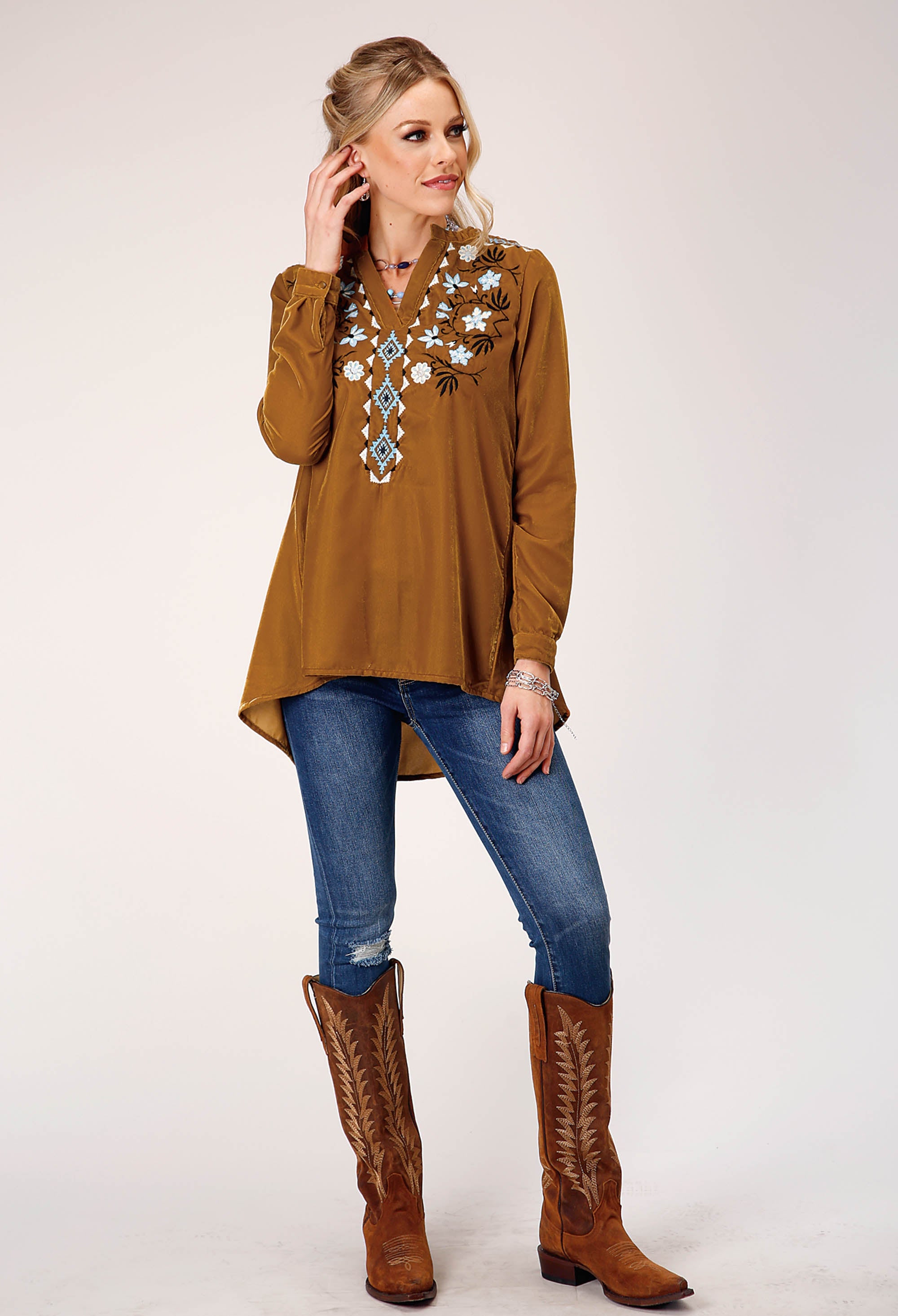 Roper Womens Long Sleeve Pullover Poly Velvet V Neck Tunic Western Shirt With Embroidery