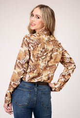 Roper Womens Long Sleeve Snap Collage Print Western Blouse With Curved Front And Back Yokes - Roper