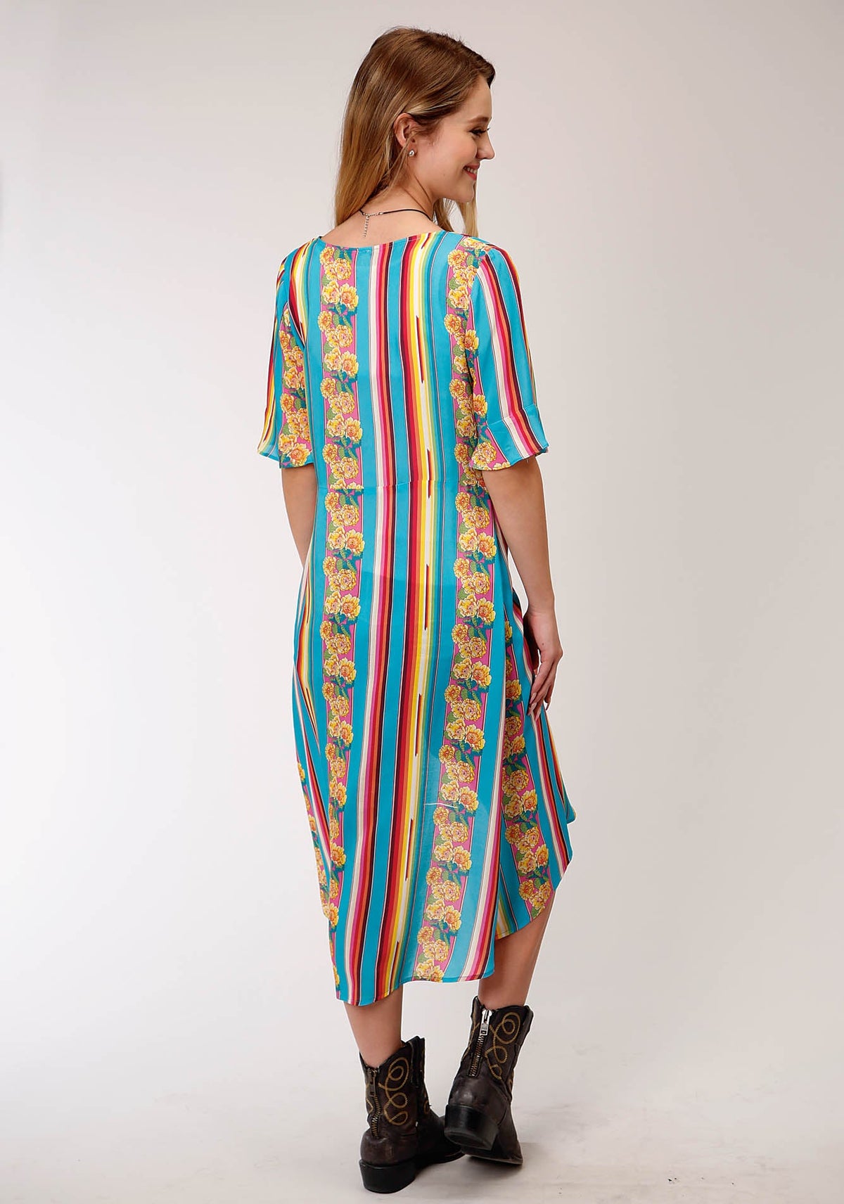 Roper Womens Blue Yellow And Red Serape Print Short Sleeve Cardigan