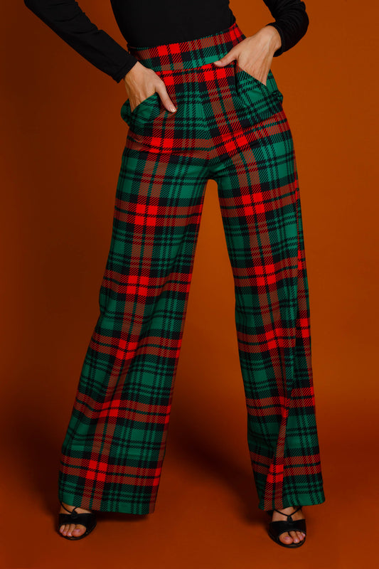 The Lincoln Log Love Lady | Women's Green Plaid Christmas Pants