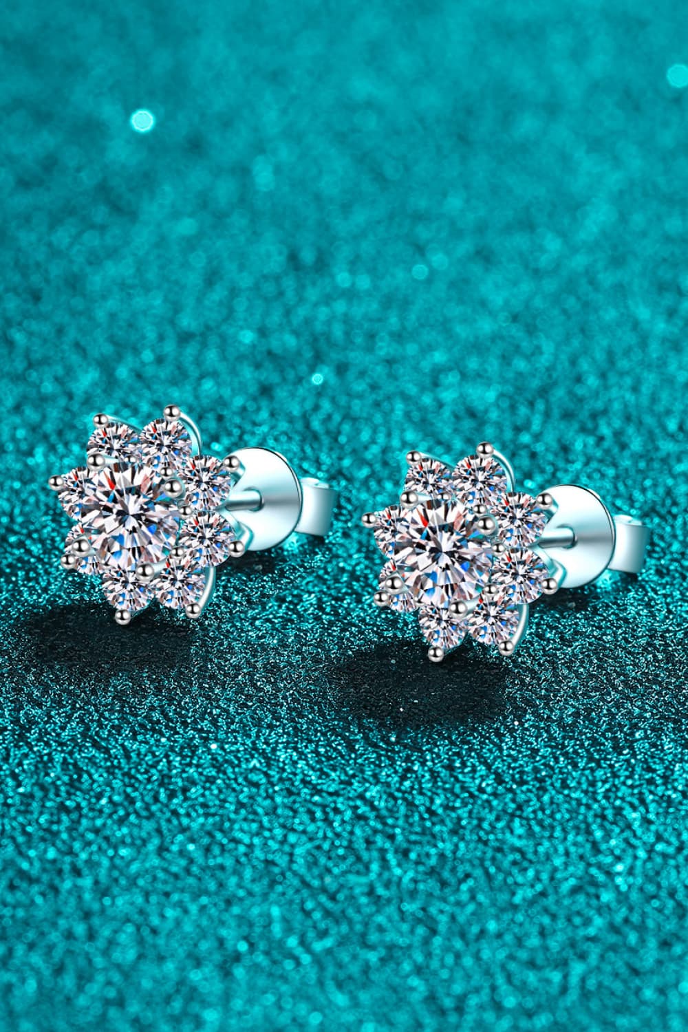 1 Carat Moissanite 925 Sterling Silver Flower Earrings - Trendsi