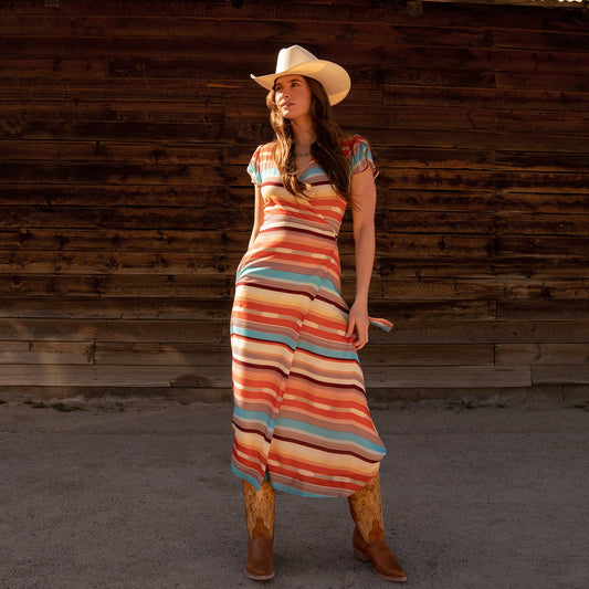 Vestido cruzado con parte delantera en espiga y rayón con estampado de sarape Sunset de Stetson