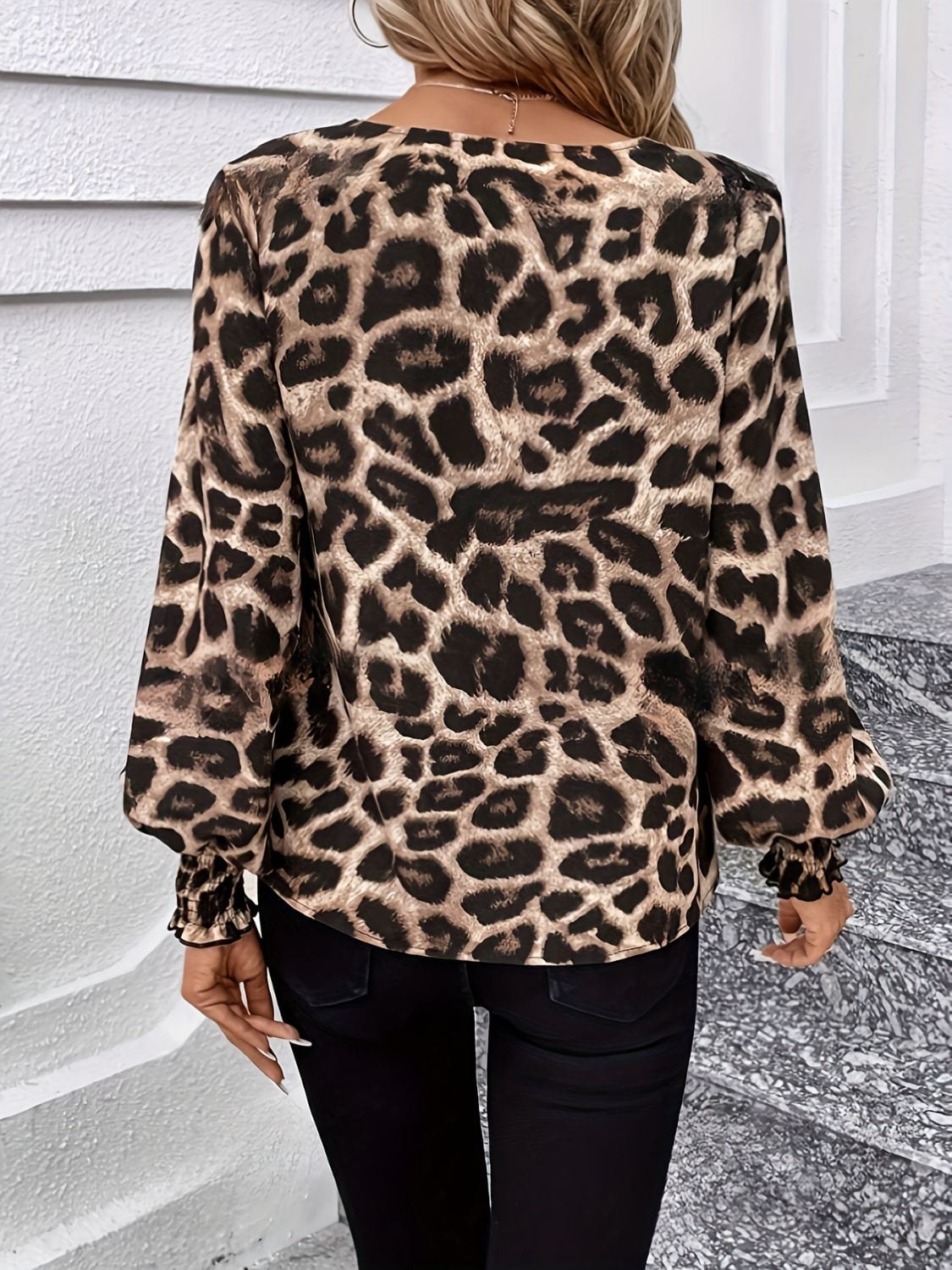 Leopard V-Neck Lantern Sleeve Blouse - Trendsi