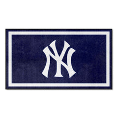 New York Yankees 3ft. x 5ft. Plush Area Rug - New York Yankees