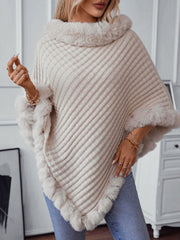 Fuzzy Trim Texture Three-Quarter Sleeve Poncho