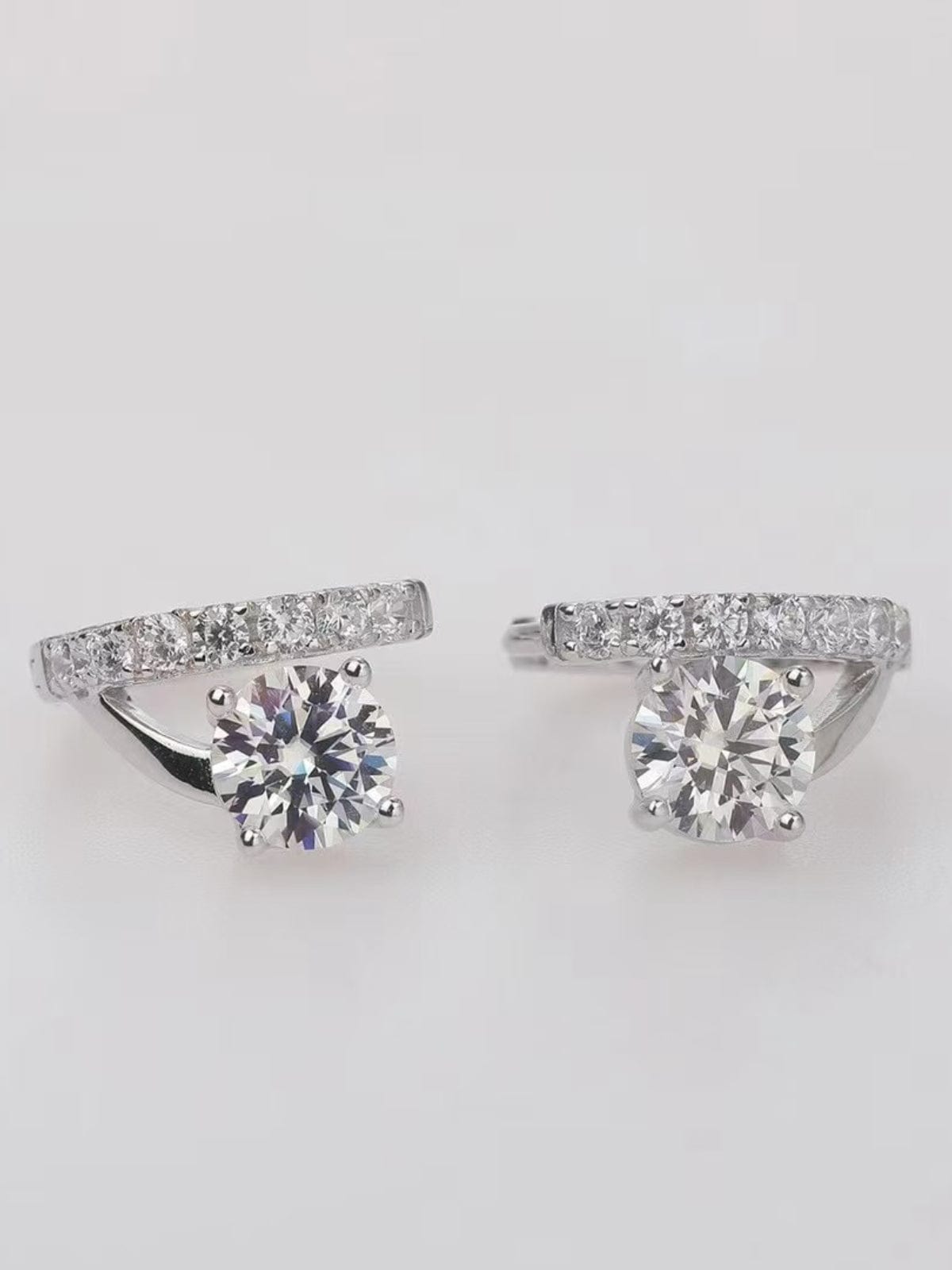 2 Carat Moissanite 925 Sterling Silver Huggie Earrings - Trendsi