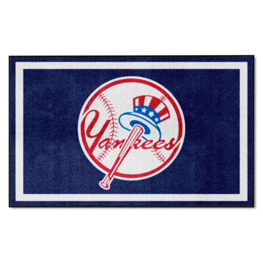 New York Yankees 4ft. x 6ft. Plush Area Rug