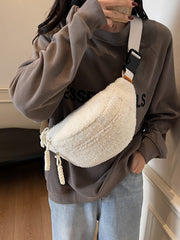 Bolso bandolera Sherpa con correa ajustable