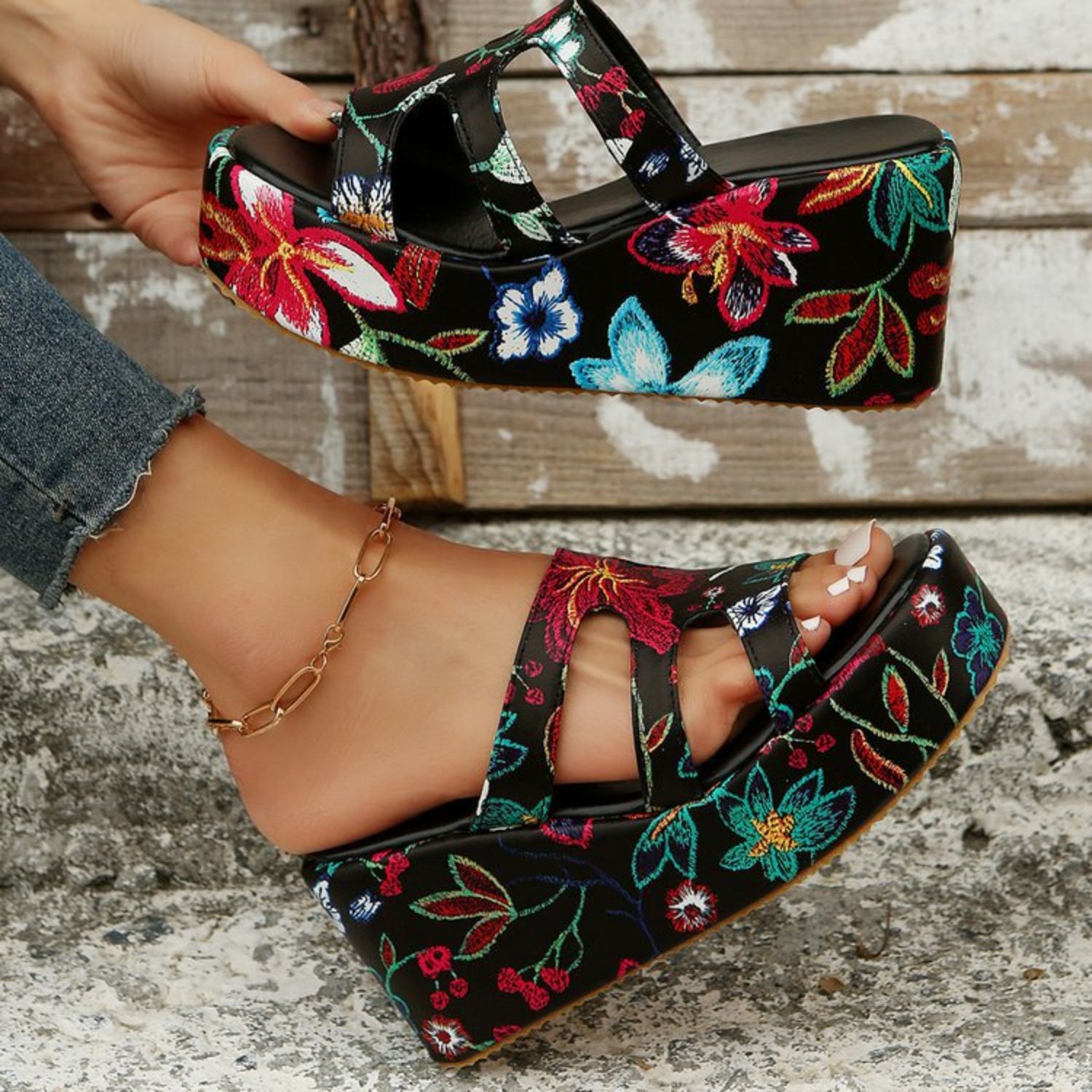 Cutout Floral Peep Toe Sandals Trendsi