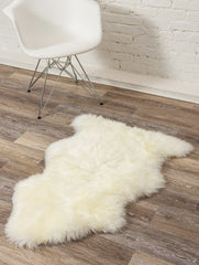 2' X 3' White Natural New Zealand Sheepskin Wool Area Rug