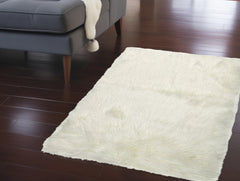 2' X 3' Off White Faux Fur Washable Area Rug