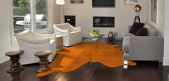 Alfombra de piel de vaca color naranja de 72" x 84"