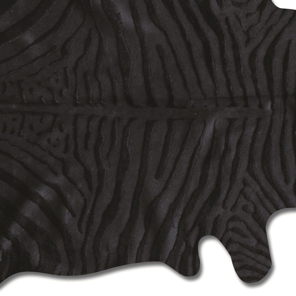 6' X 7' Black Cowhide Handmade Area Rug - Homeroots