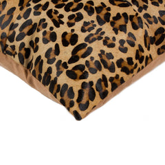 Almohada con estampado de leopardo Quattro de 18" x 18" x 5"