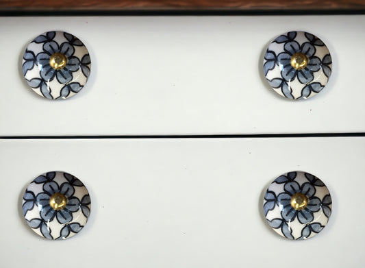 1.5" X 1.5" X 1.5" White Blue And Black  Knobs 12 Pack