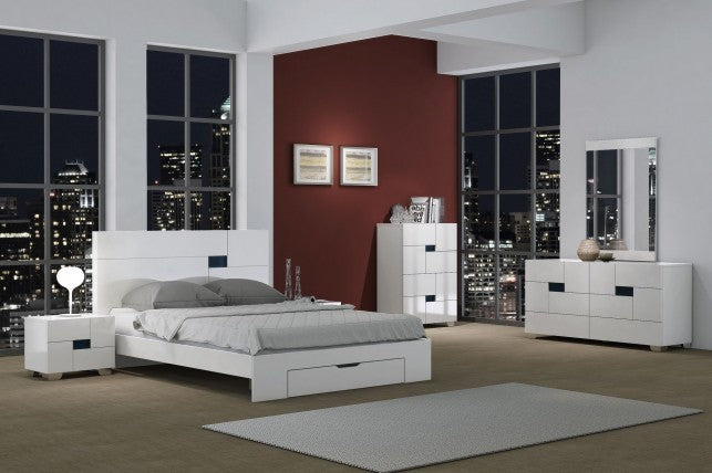 Four Piece White Solid Wood Bedroom Set With Mirror