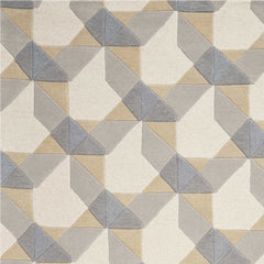 2' X 4' Ivory Or Grey Polygon Pattern Wool Area Rug