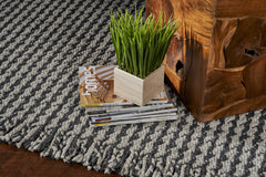 3' X 5' Gray Wool Houndstooth Hand Woven Area Rug