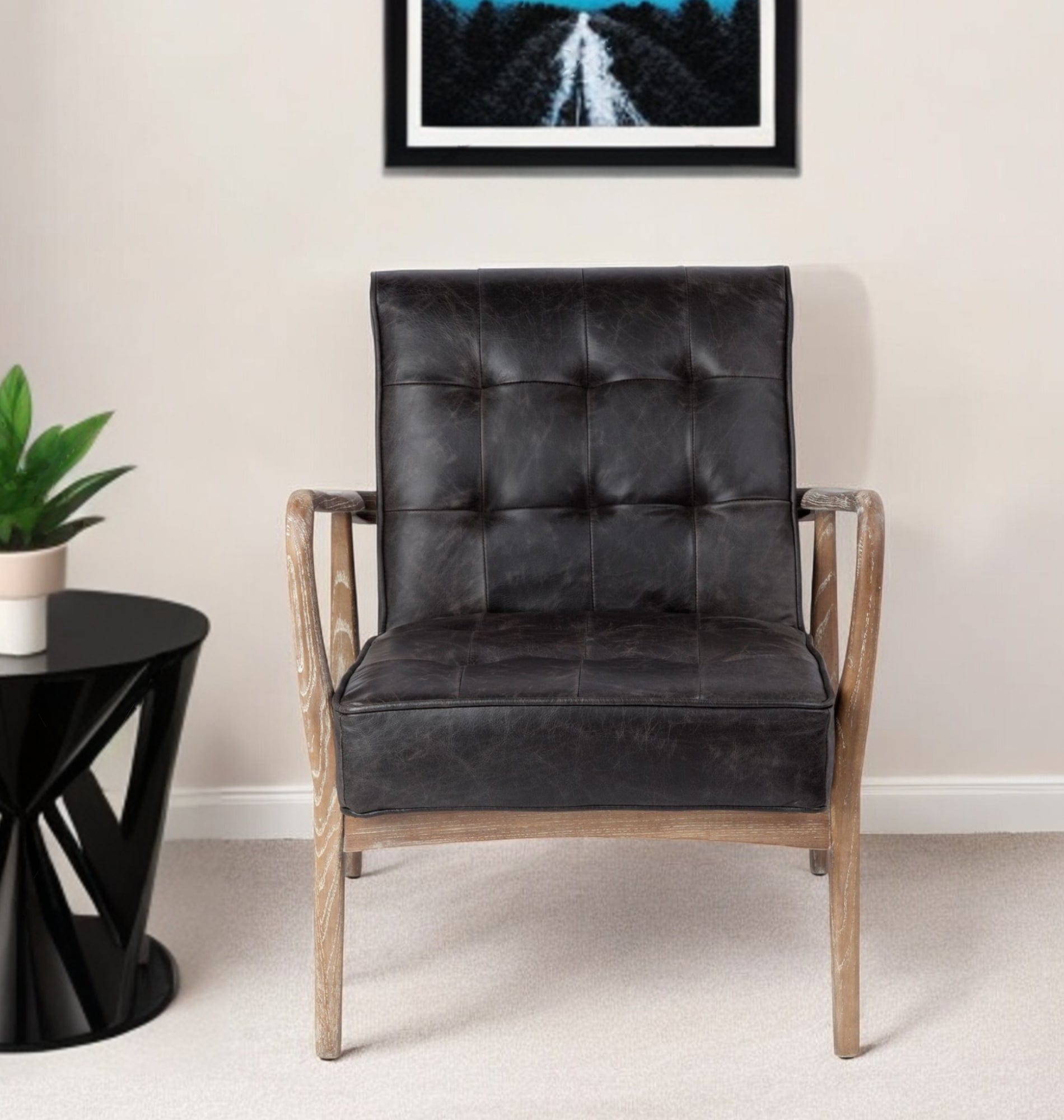 28" Black And Brown Leather Tufted Lounge Chair