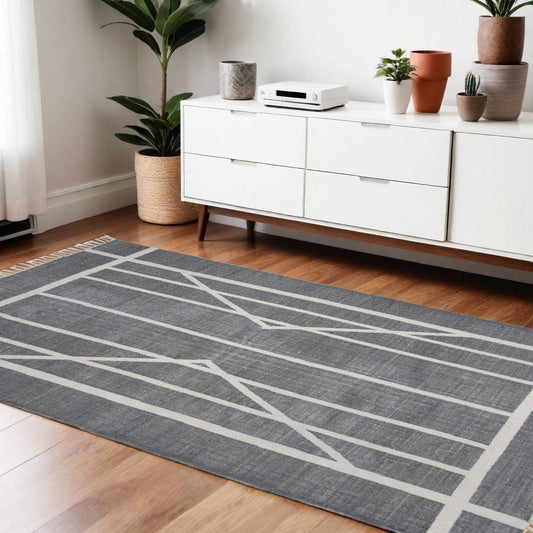 4' X 6' Gray Area Rug - Homeroots