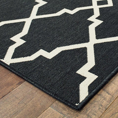 8' X 11' Black and Ivory Indoor Outdoor Area Rug - Homeroots