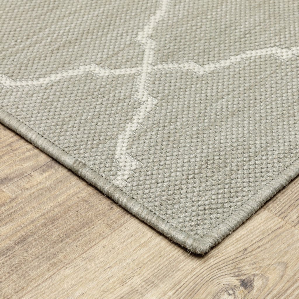 3' X 5' Gray and Ivory Indoor Outdoor Area Rug