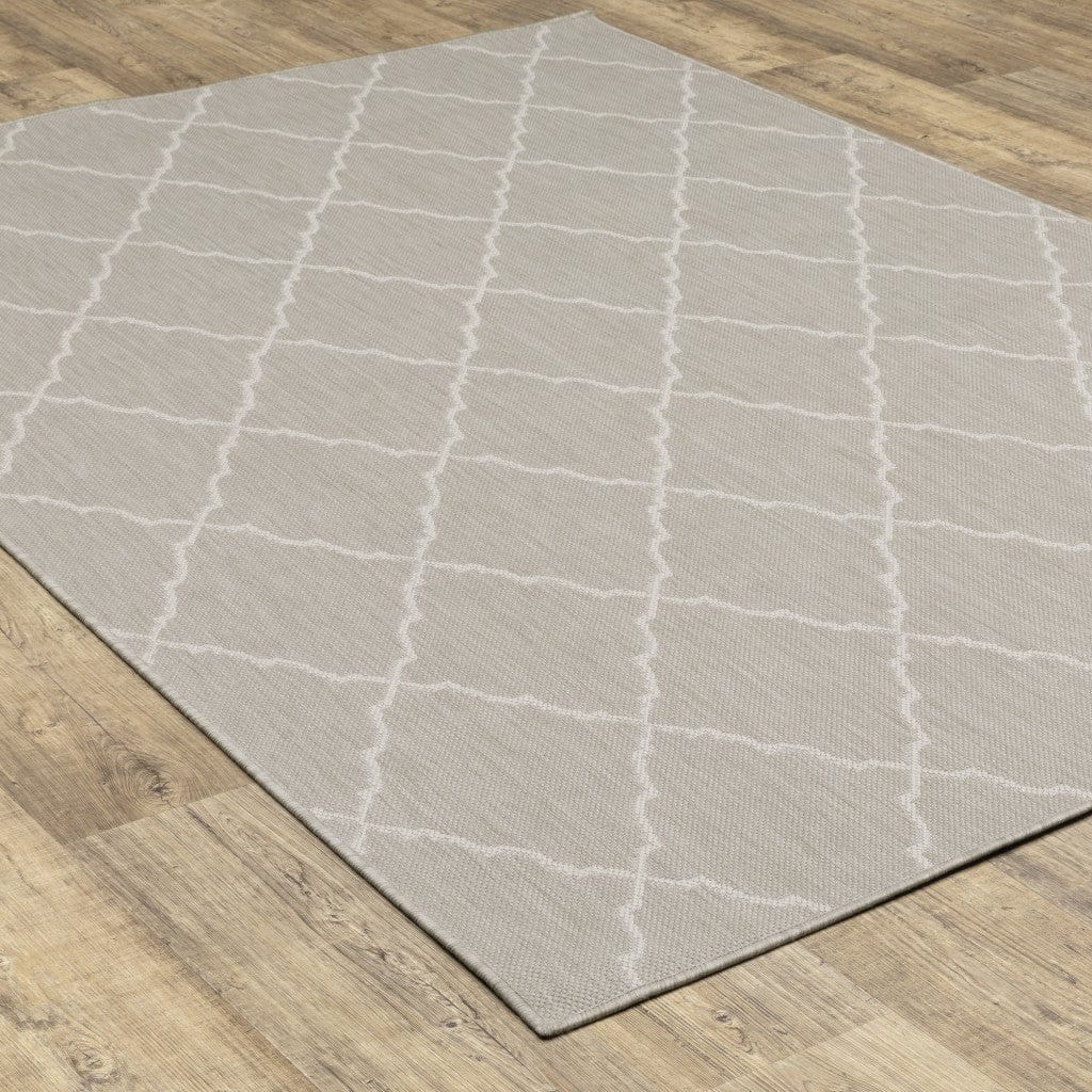 3' X 5' Gray and Ivory Indoor Outdoor Area Rug