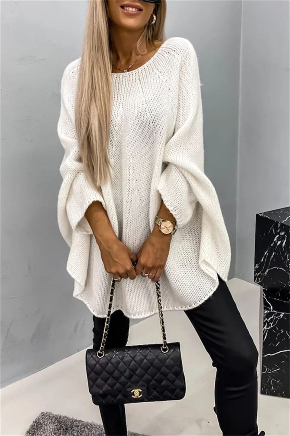 Round Neck Batwing Sleeve Sweater - Trendsi