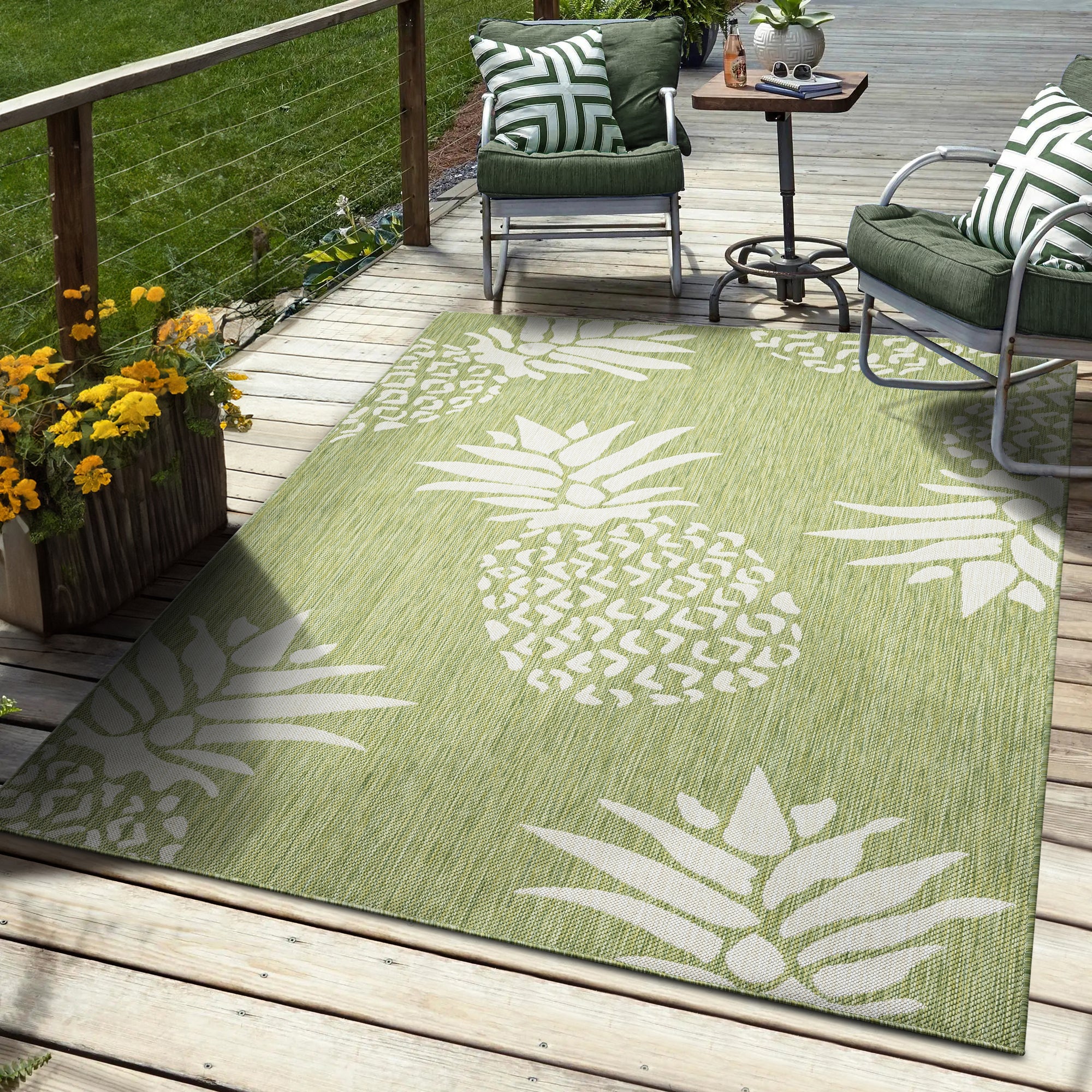 5' X 7' Green Floral Indoor Outdoor Area Rug