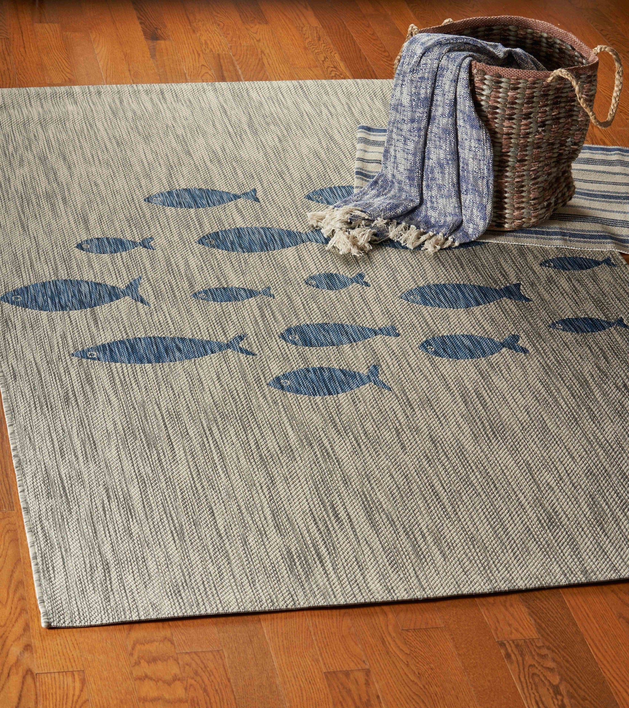 5' X 7' Gray Indoor Outdoor Area Rug - Homeroots