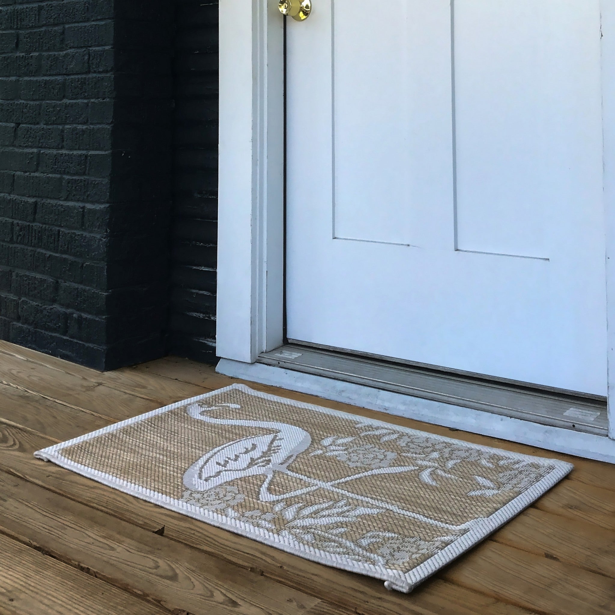 2' X 3' Beige Floral Indoor Outdoor Area Rug