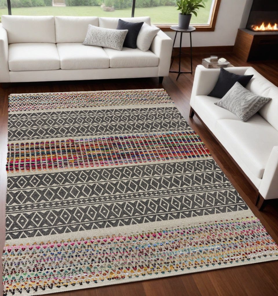 5' X 7' Colorful Traditional Chindi Area Rug - Homeroots