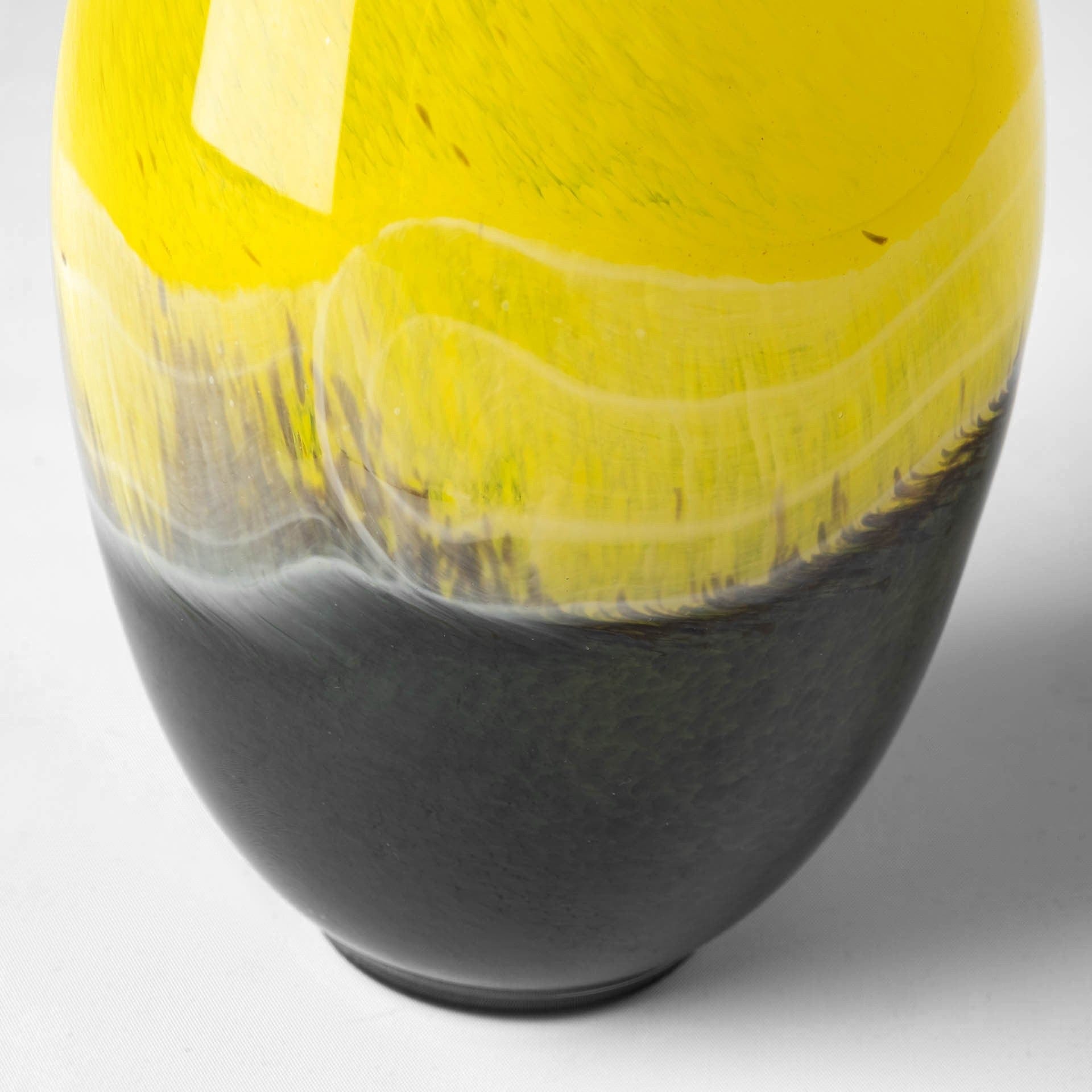 19" Lovely Yellow and Gray Handblown Spunglass Vase