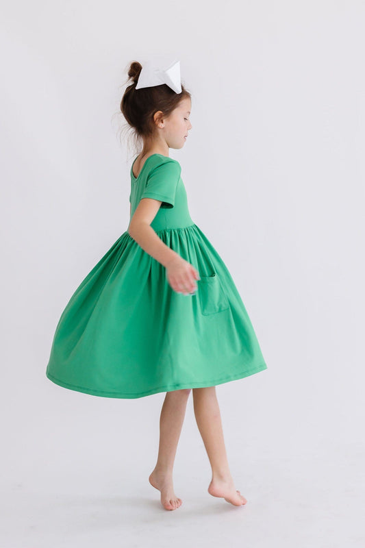 Kelly Green S/S Pocket Twirl Dress