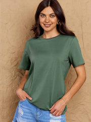 Full Size Round Neck Short Sleeve T-Shirt - Trendsi