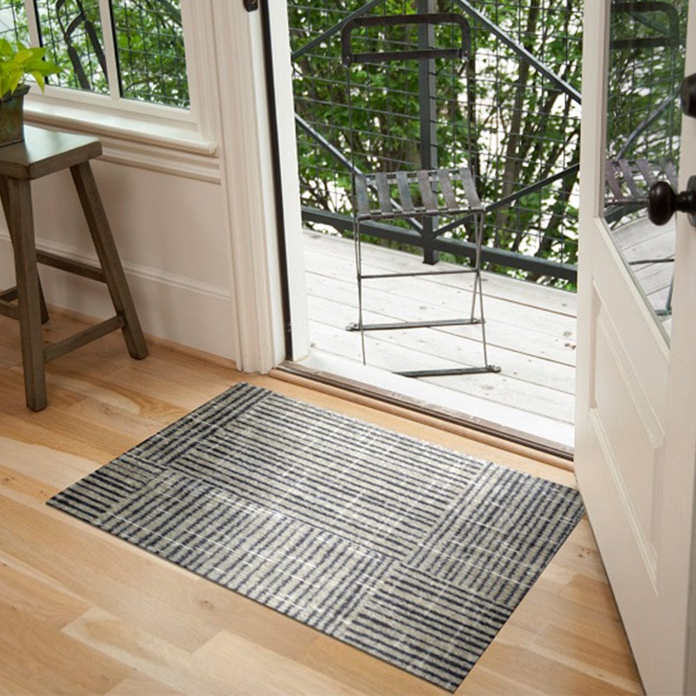 2' X 4' Modern Geo Lines in Squares Washable Floor Mat - Homeroots