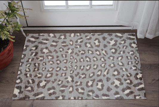 2' X 4' Gray and Brown Cheetah Washable Floor Mat - Homeroots