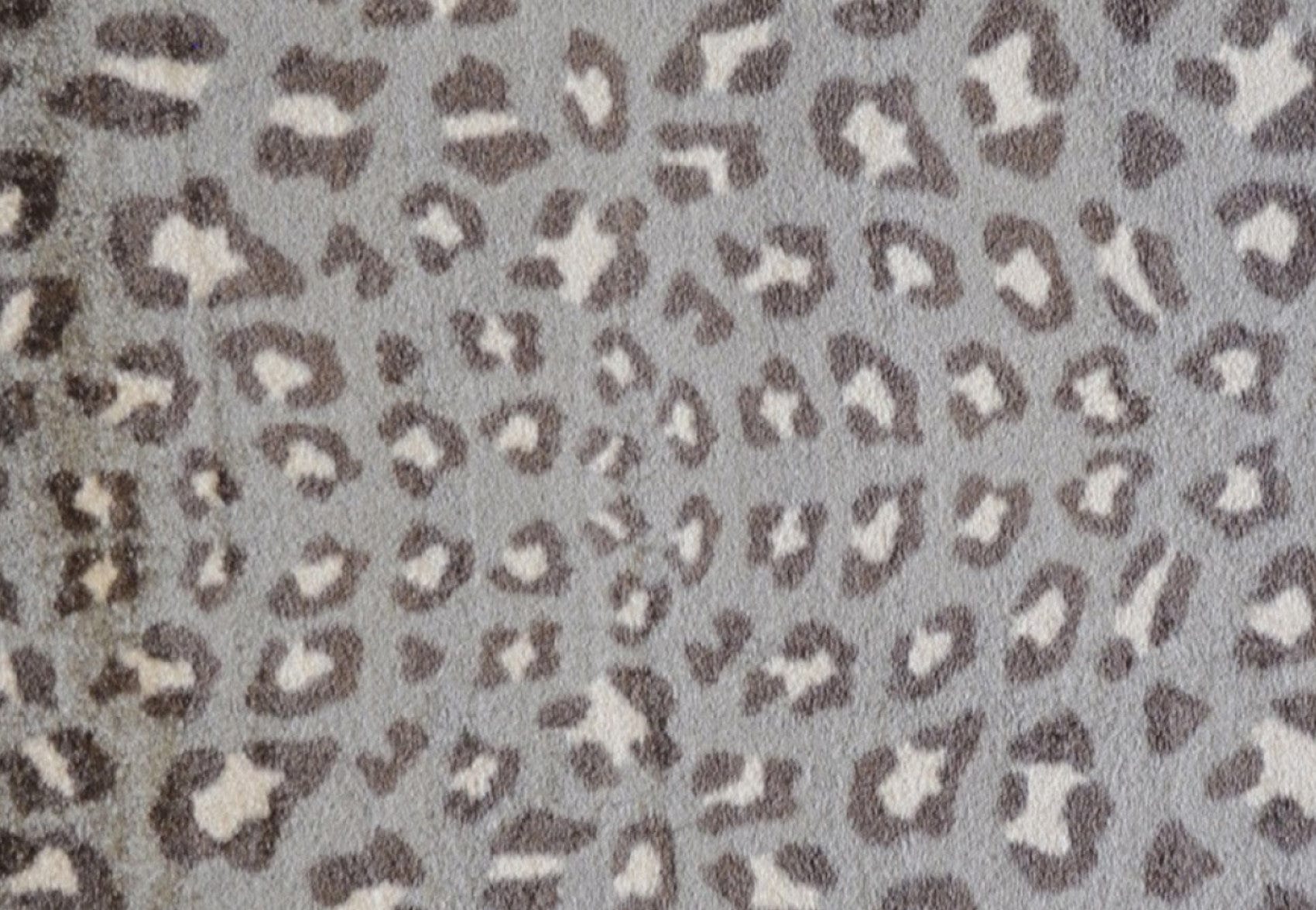 2' X 3' Gray and Brown Cheetah Washable Floor Mat - Homeroots