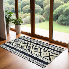 2' X 3' Black and Gray Modern Tribal Washable Floor Mat - Homeroots