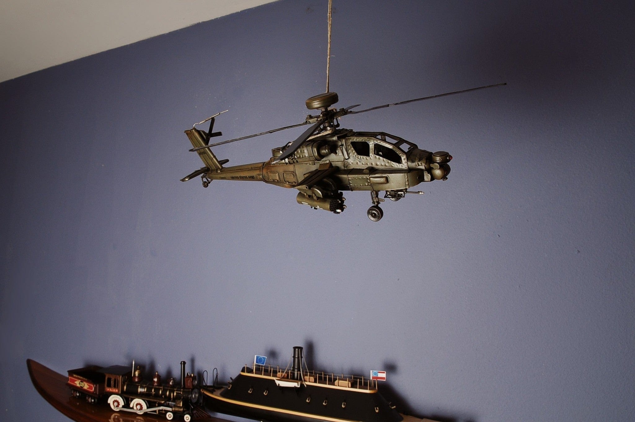 Ah-64 Apache Helicopter Sculpture - Homeroots