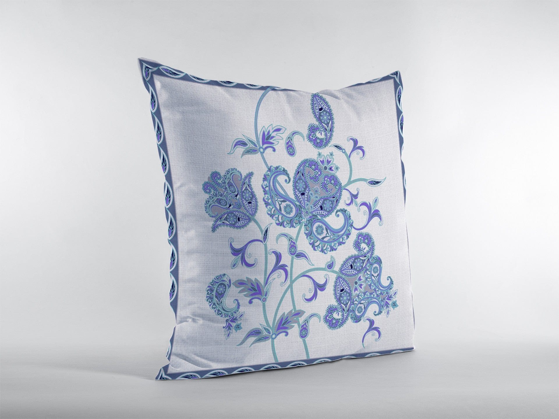 18” Blue White Wildflower Zippered Suede Throw Pillow - Homeroots