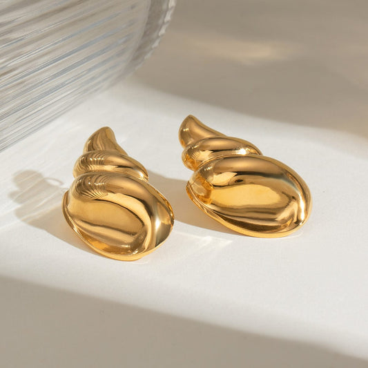 18K Gold-Plated Conch Earrings - Trendsi