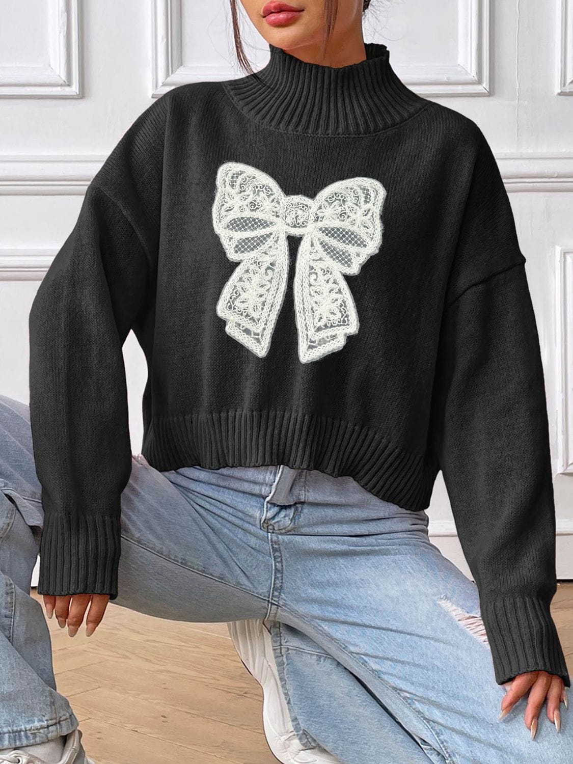 Bow Turtleneck Long Sleeve Sweater - Trendsi