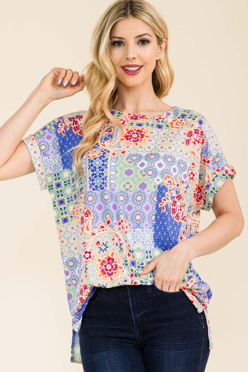 Celeste Full Size Round Neck Short Sleeve Floral T-Shirt - Trendsi